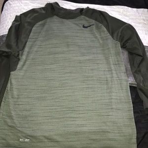 Men’s Olive Green XL Nike Dri-Fit
